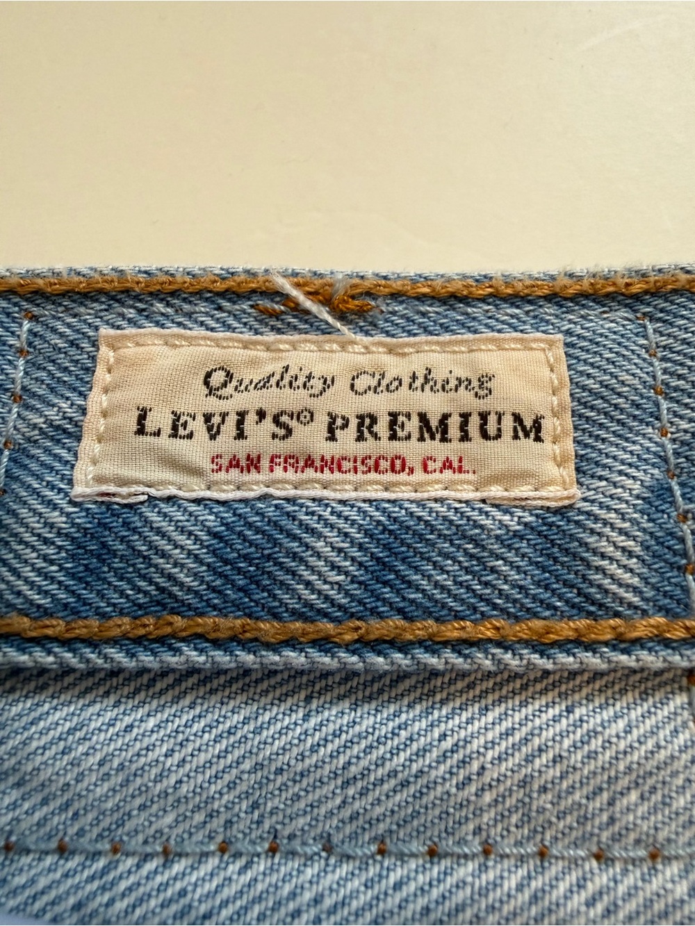 Vintage Levi’s Premium 501 Buttonfly Light Wash Distressed Denim Size 30 - Picture 8 of 14
